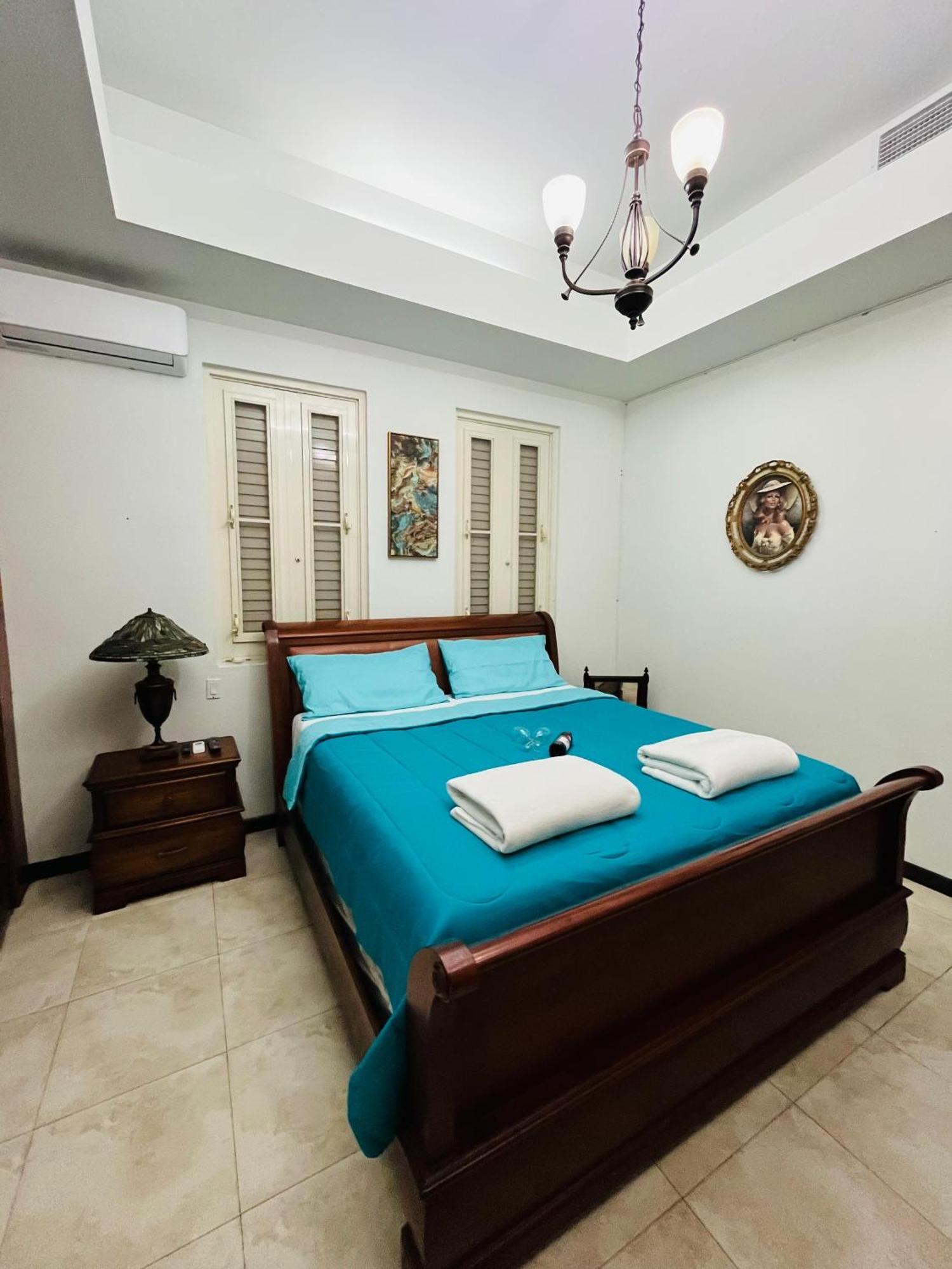 Hotel Libertad Lares Luaran gambar